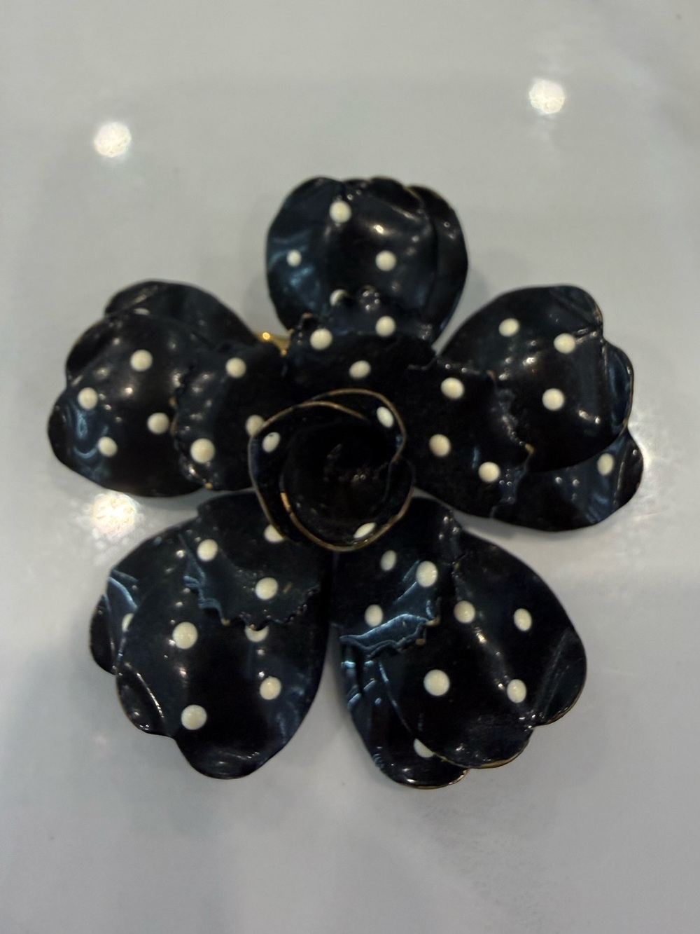 Joan Rivers Enamel Black White Polka Dot Flower Vibtage Metal Brooch